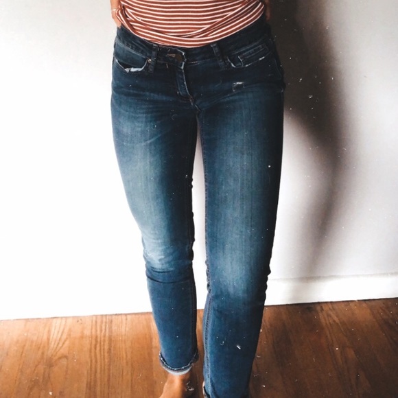 Calvin Klein Jeans - Picture 2 of 3